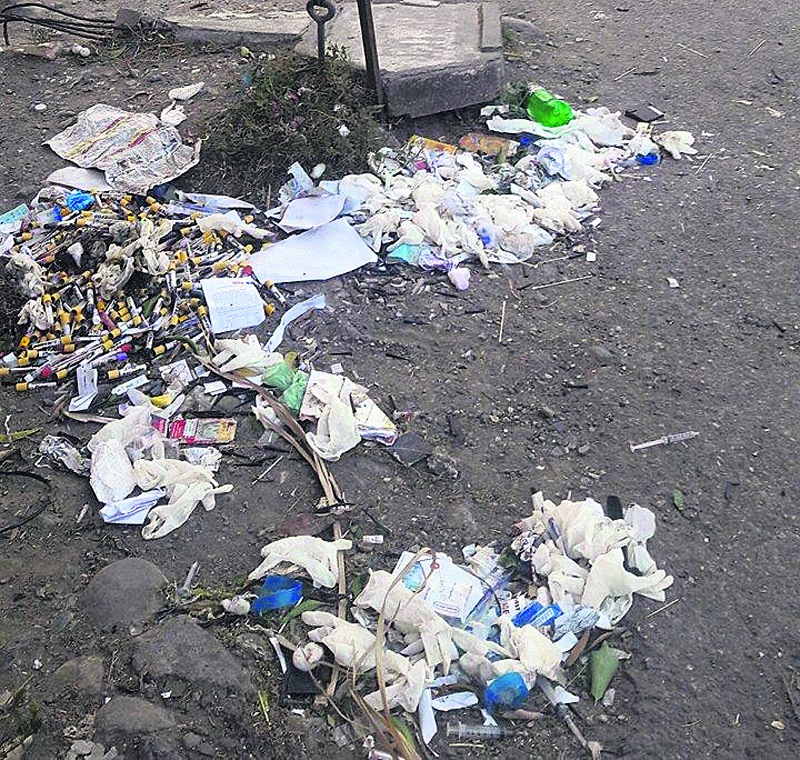 Lab fined Rs 50,000 for dumping used syringes on road
